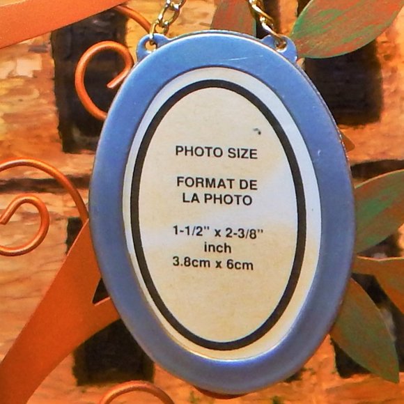 Charming Family Picture Tree - Picture 6 of 10